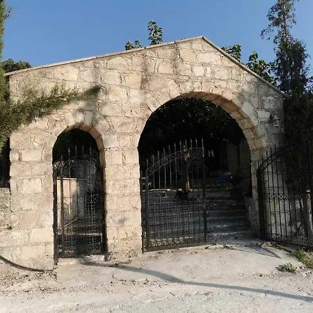 Romanos Kır Evi Pafos