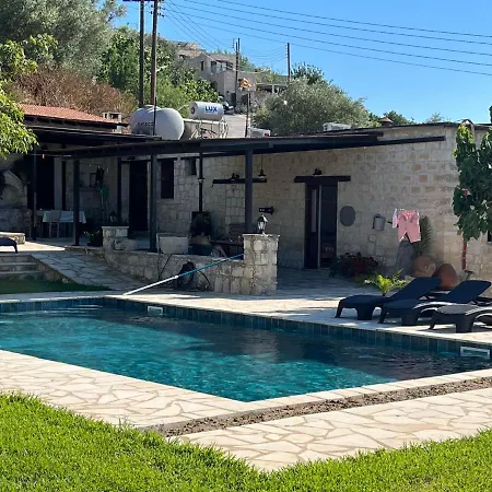 Romanos Kır Evi Pafos