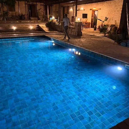 Romanos 乡村民宿 *